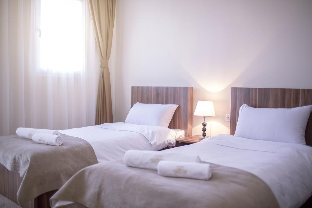 Hotel Semitronix Peć Zewnętrze zdjęcie